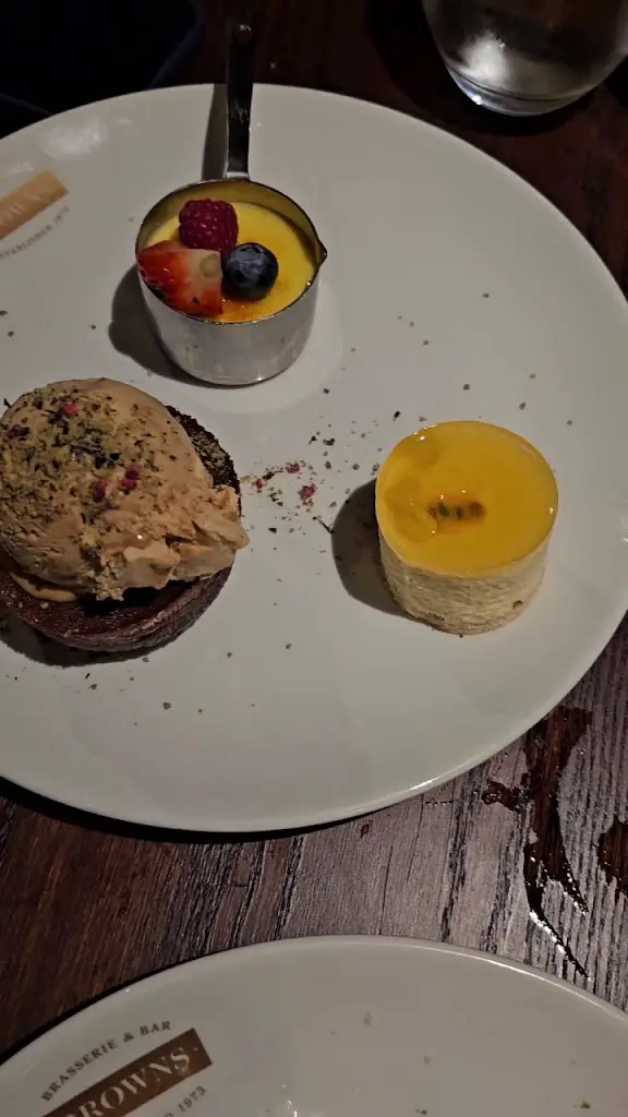 Browns Beaconsfield_Beaconsfield_slider_image_2