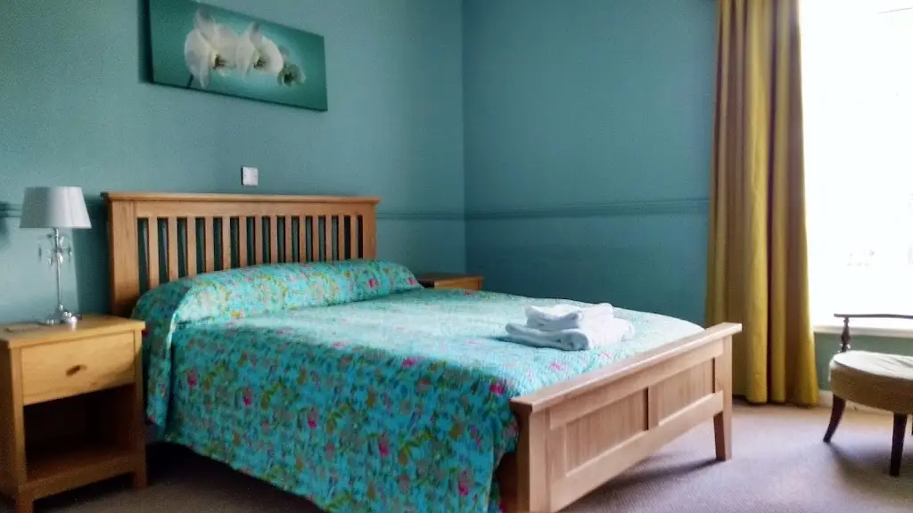 Bell House Hotel_Sutton Benger_slider_image_1