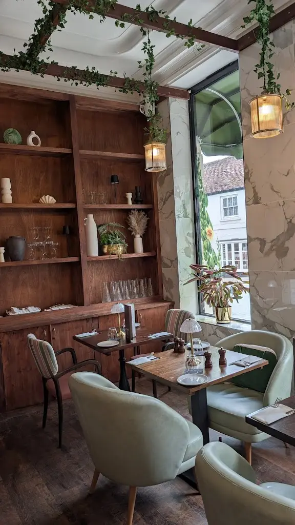 Charmaine Gunter_The Village Taverna_Storrington_review