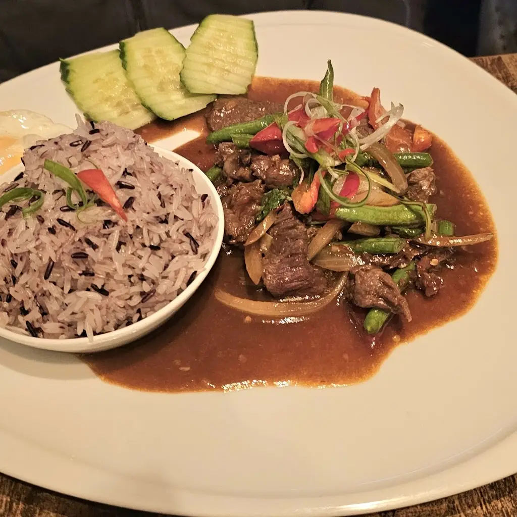 Sabrina Curpanen_RAMA THIRTEEN THAI RESTAURANT_Storrington_review