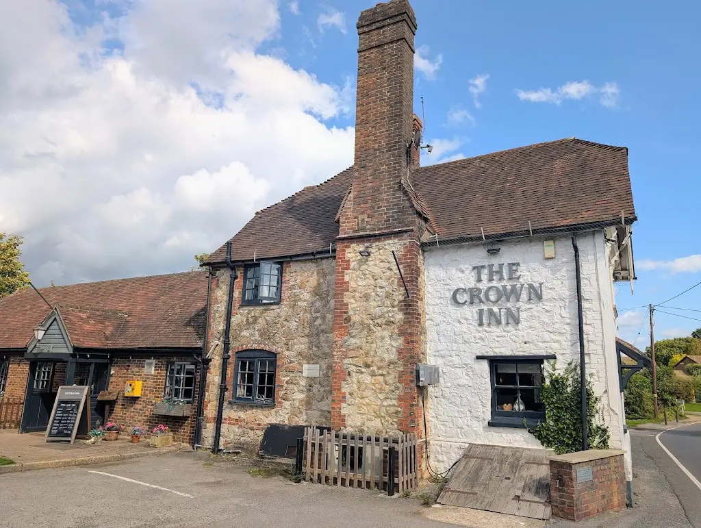 Debbie McAvilley_The Crown Inn_Storrington_review