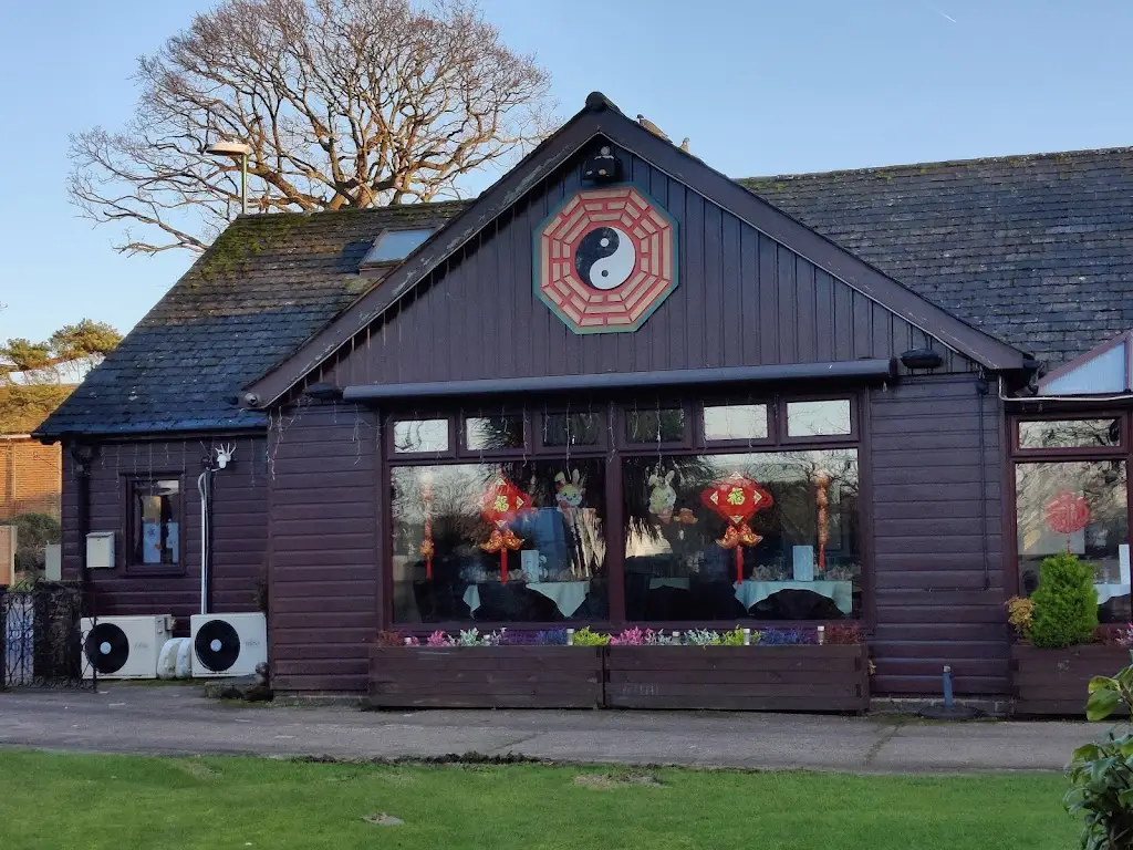 Golden Willow_Storrington_slider_image_1