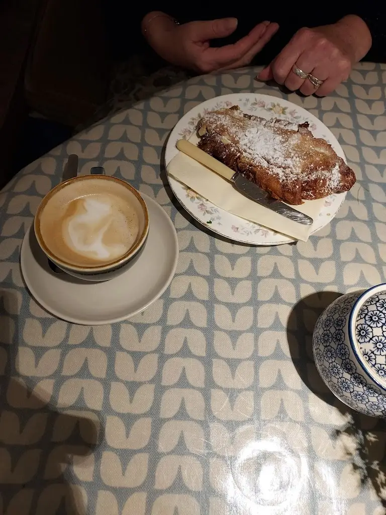 Menu_Vintage Rose Tea Room_Storrington_image_5