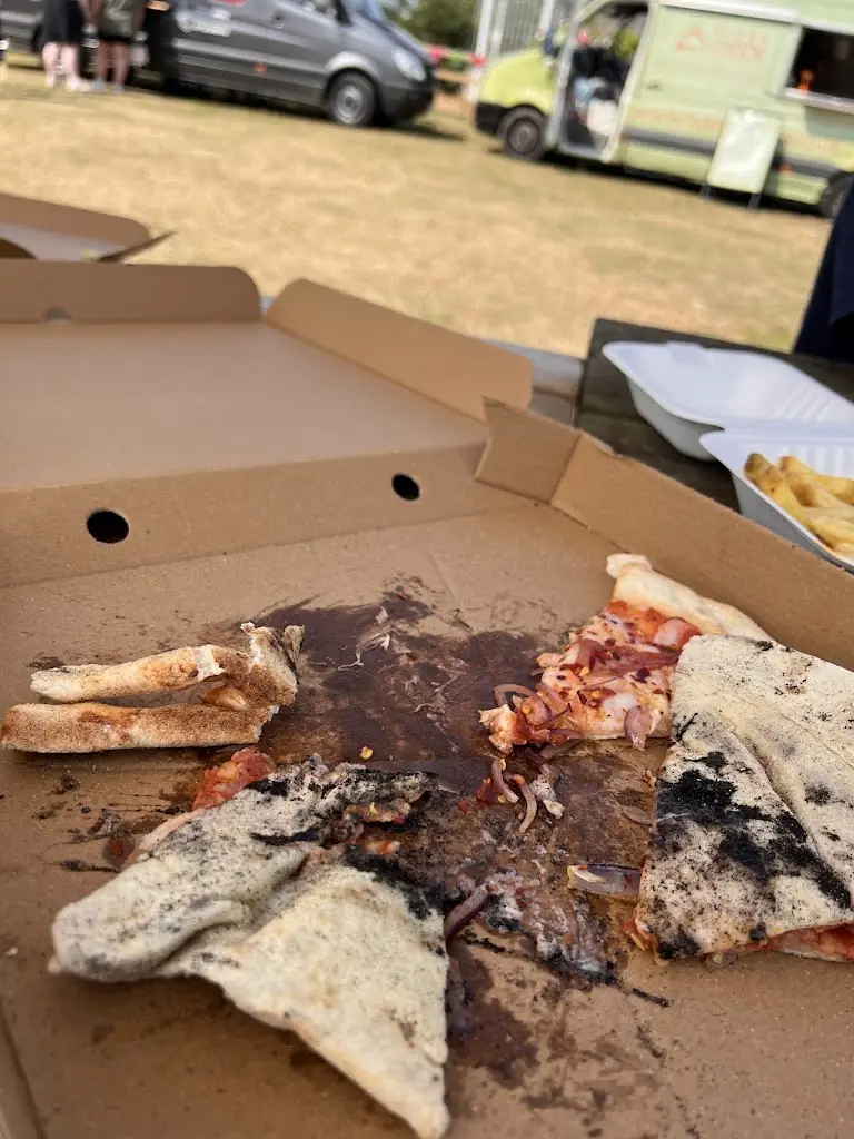 Menu_The Pizza Oven_Storrington_image_2