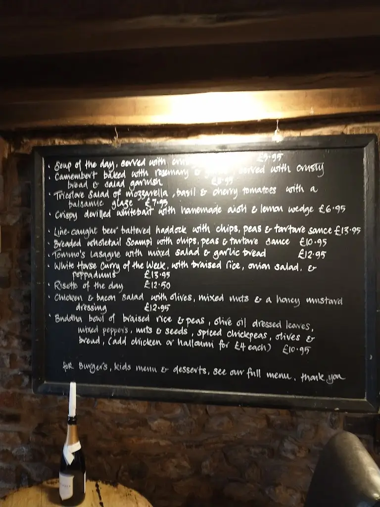 Menu_The White Horse_Storrington_image_1
