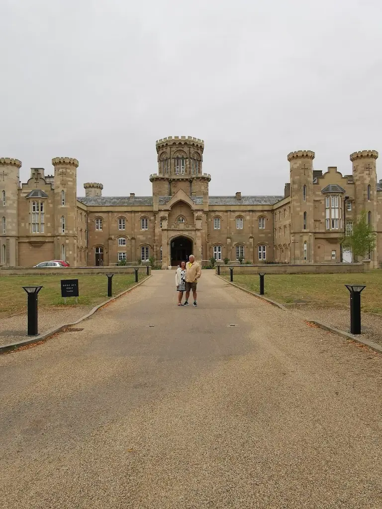 Peter Mayhew_Studley castle_Studley_review