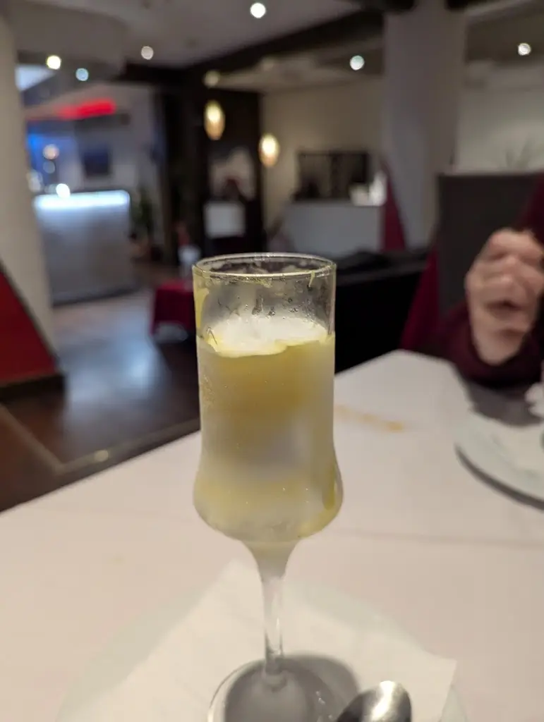 Lee Lattimer_The Mount Everest Restaurant_Studley_review