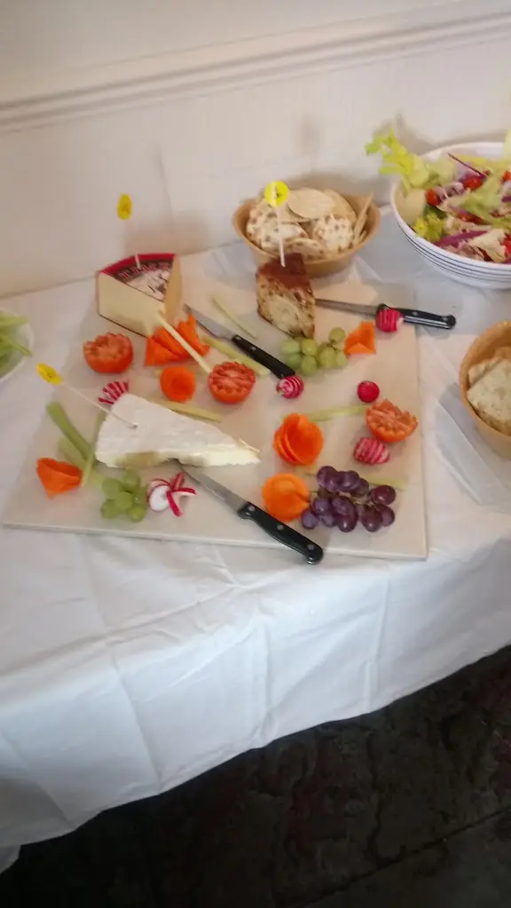 Menu_The Little Lark_Studley_image_5