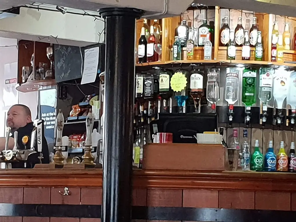 Lind el Loren_The Swan Studley_Studley_recensione