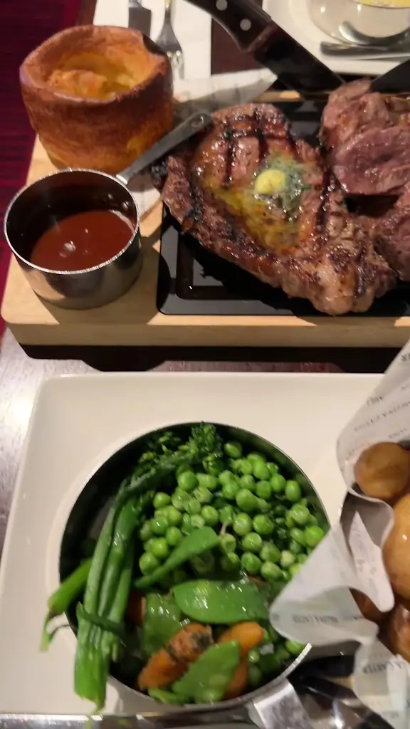 Miller & Carter Washford Mill_Studley_slider_image_2