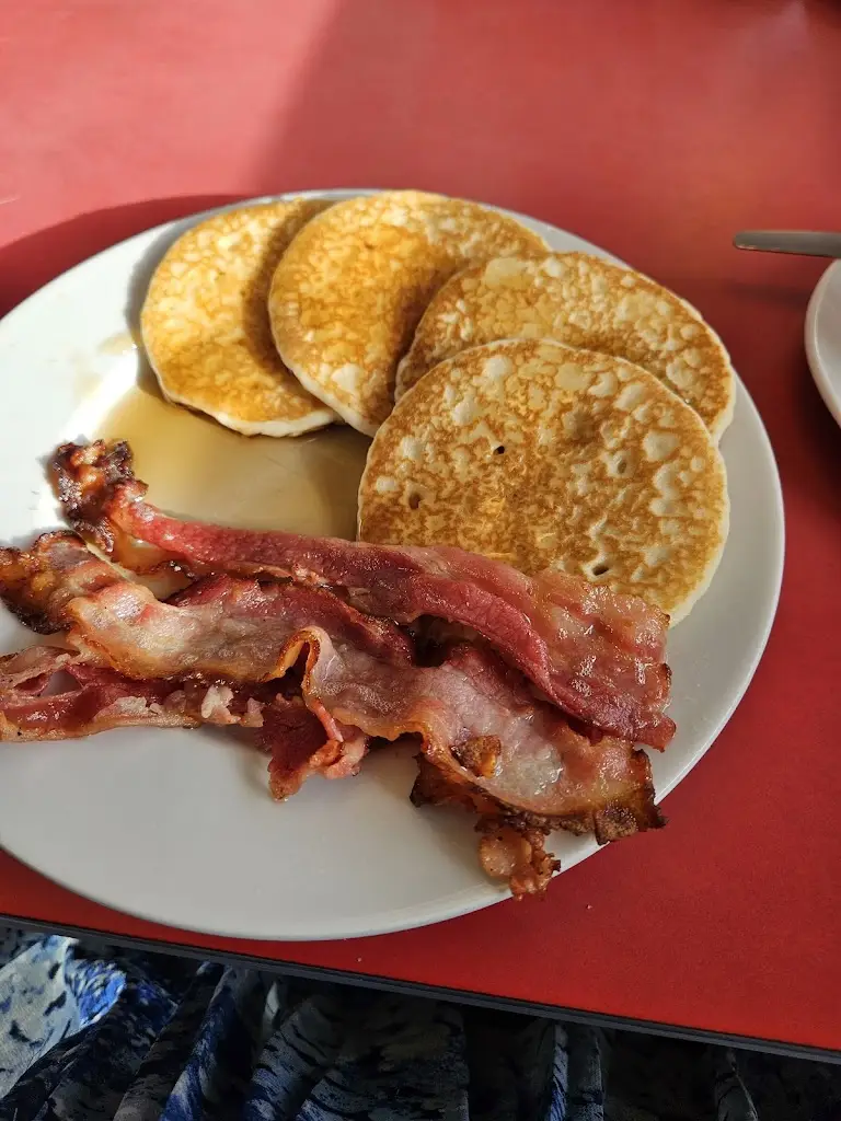 Laurainne Copnall_OK Diner_Sutton on Trent_review