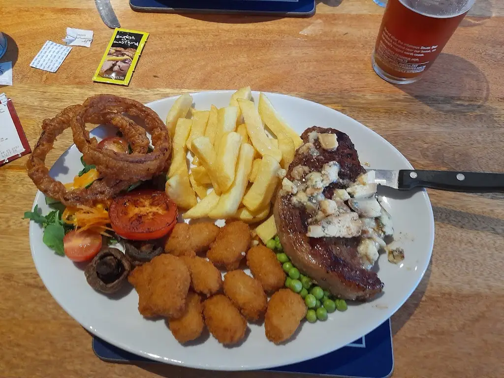 Menu_The Black Bull Inn, Kirton_Sutterton_image_7