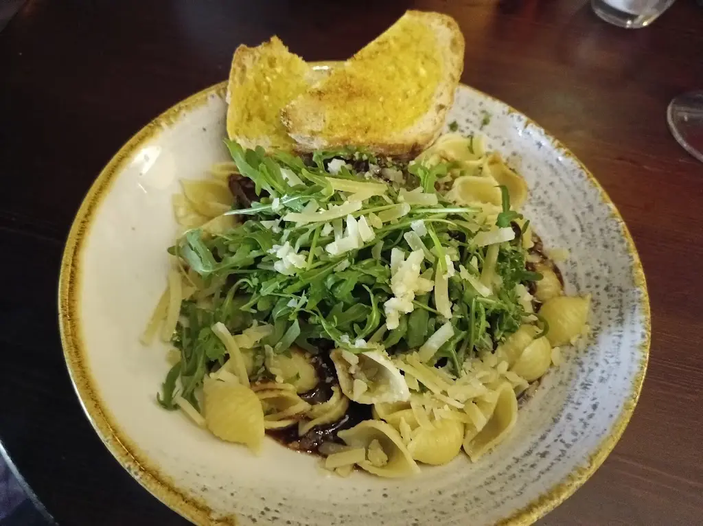 Babs Babs_Dirty Duck_Stratford-upon-Avon_review