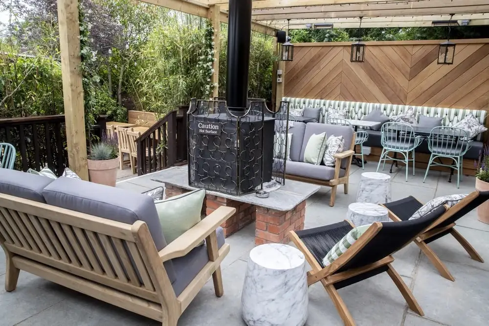 Dirty Duck_Stratford-upon-Avon_slider_image_1