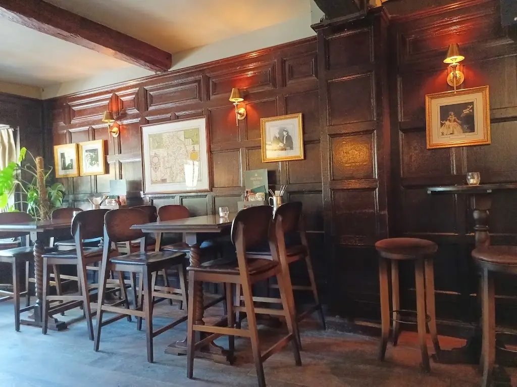 Dirty Duck_Stratford-upon-Avon_slider_image_3