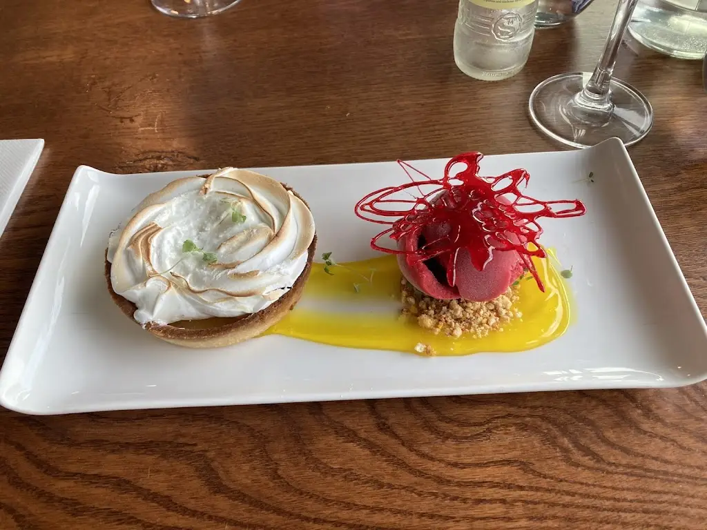 The Rooftop Restaurant at the Royal Shakespeare Theatre_Stratford-upon-Avon_slider_image_3