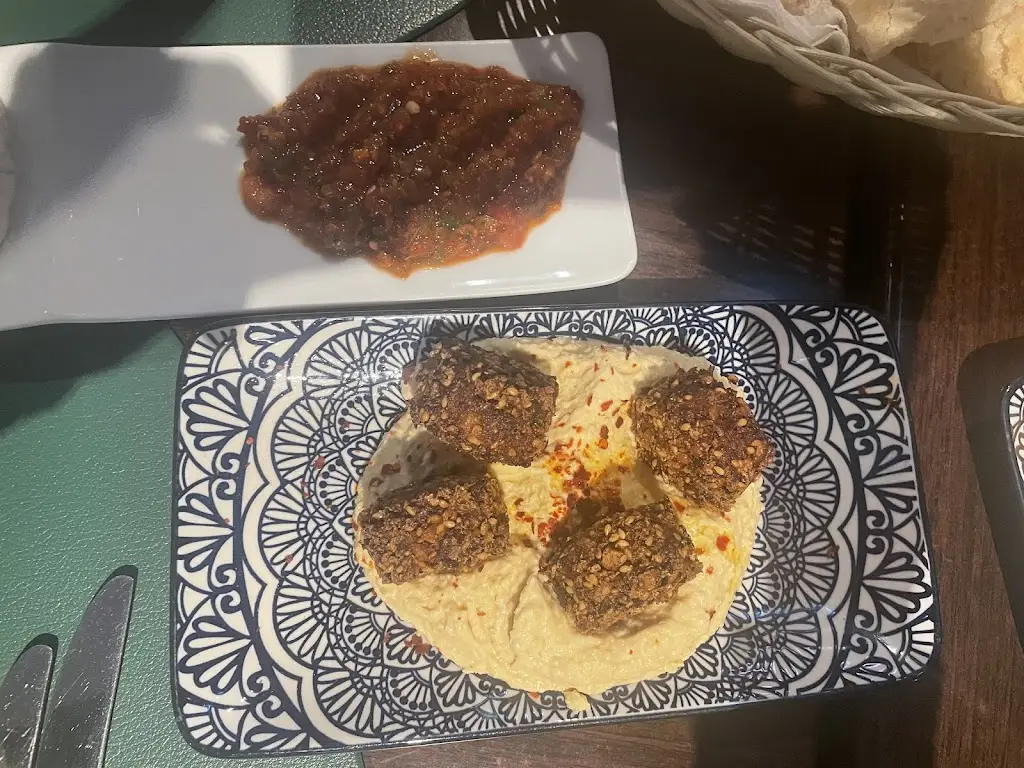 Heavenlykid 18_Turquoise Kitchen_Stratford-upon-Avon_review