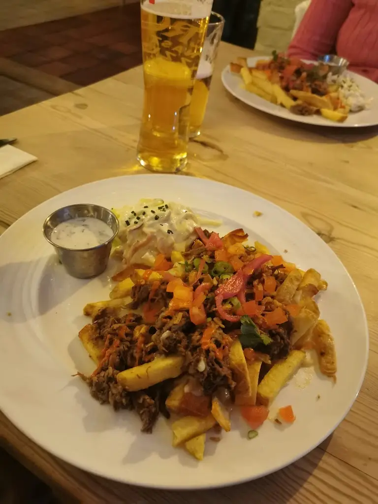 Simon Smith_The Brickmakers_Swanmore_review