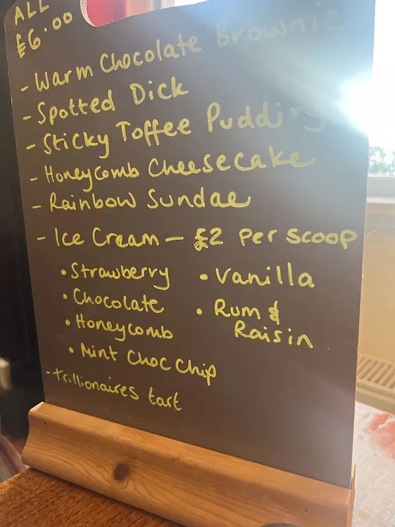 Menu_The Hunters Inn_Swanmore_immagine_1