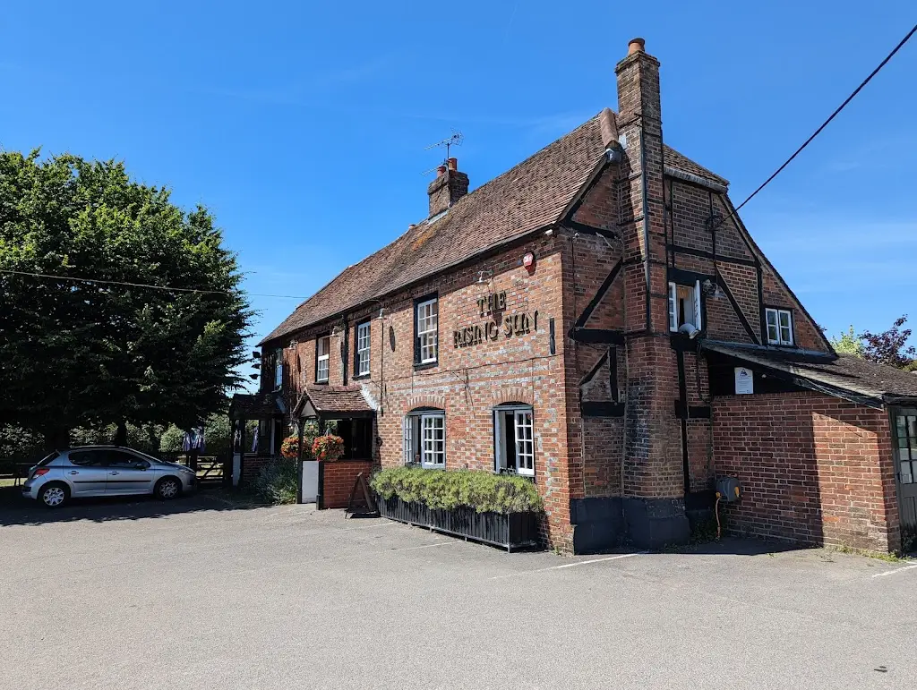 The Rising Sun_Swanmore_slider_image_3