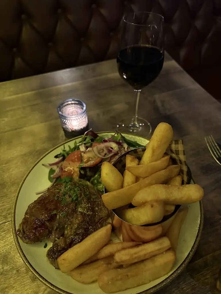 Gene Sylvester_The Dining Room at No.6_Sutton_review