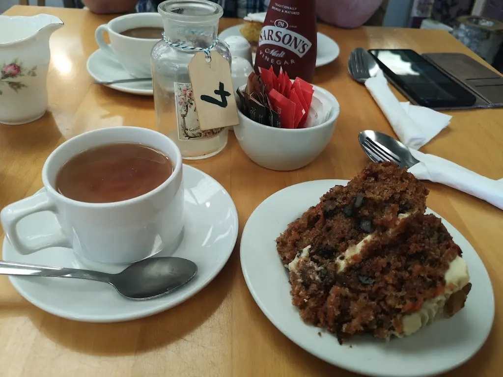 Sarah Brand_Baythorpe Tearooms_Swineshead_review