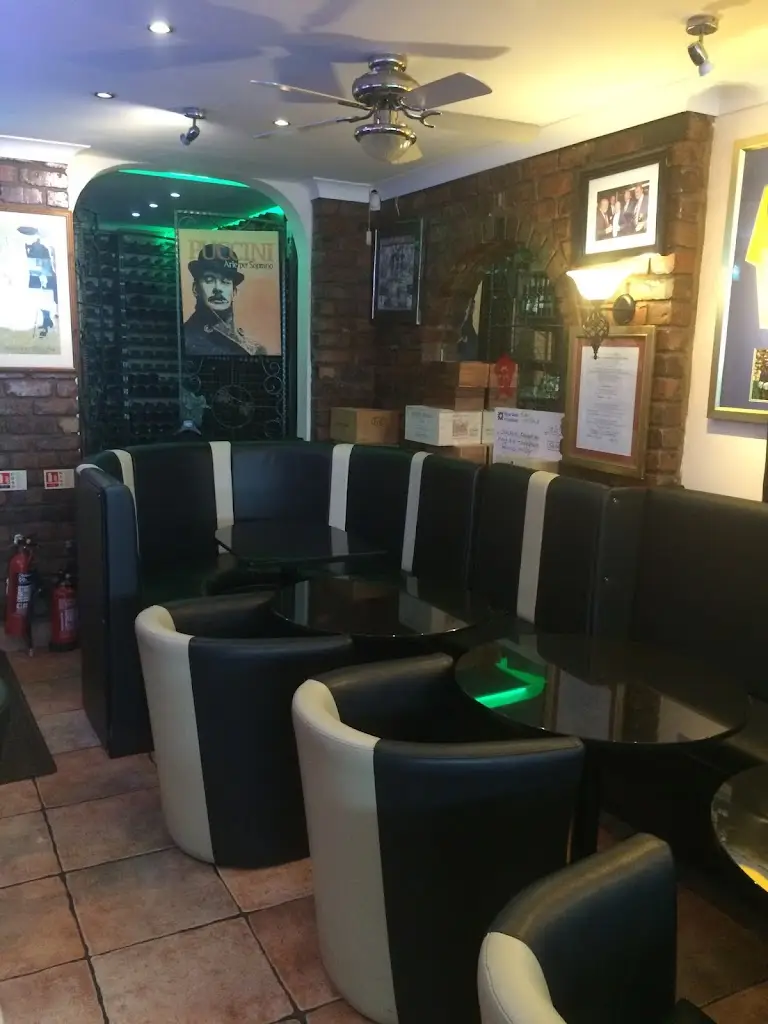 Puccini Swinton Restaurant Pizzeria_Swinton_slider_image_1