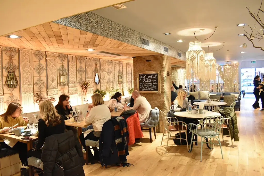 Megan's at the Post Office Restaurant (Surbiton)_Surbiton_slider_image_1