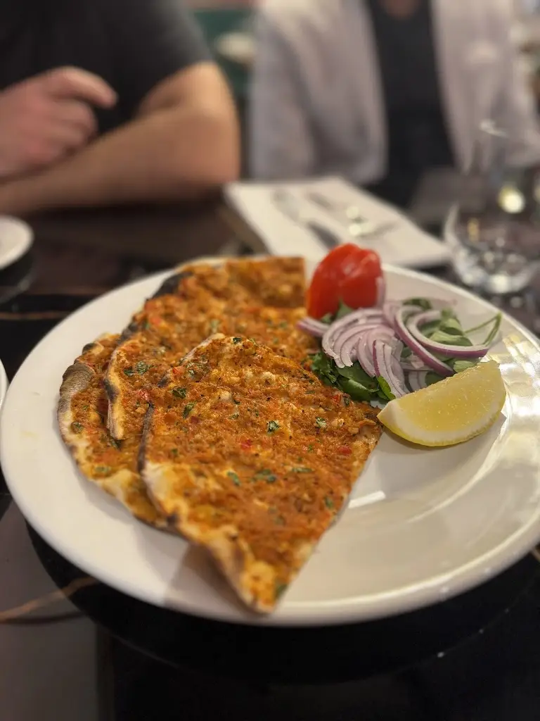 Menu_RENAS_Surbiton_image_4