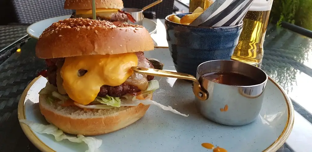 Menu_Harts Boatyard Surbiton_Surbiton_image_7