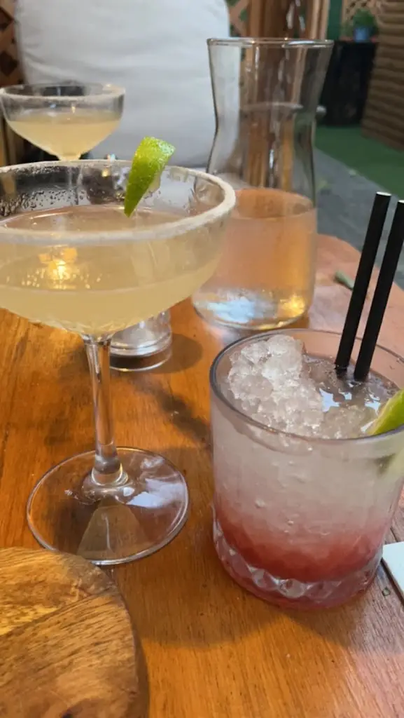 Natasha “Tasha” Review_Niku_Surbiton_recensione