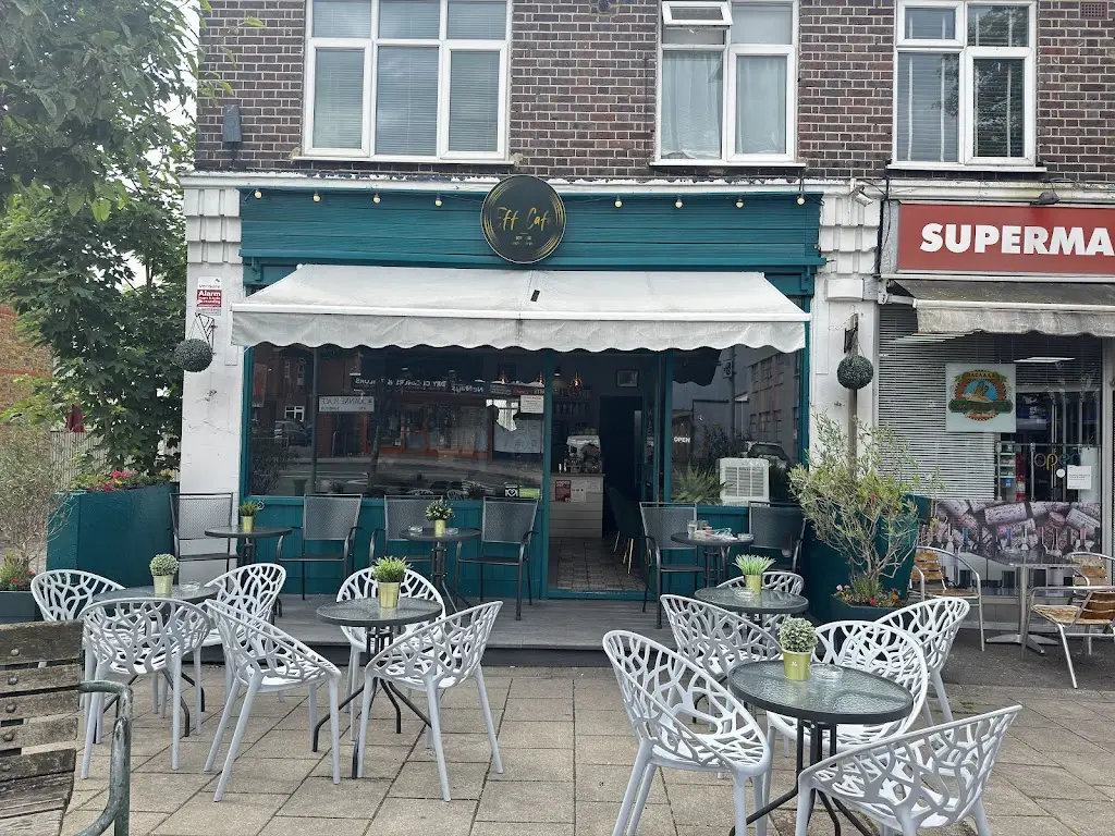 Jake B_Eff Café London_Surbiton_review