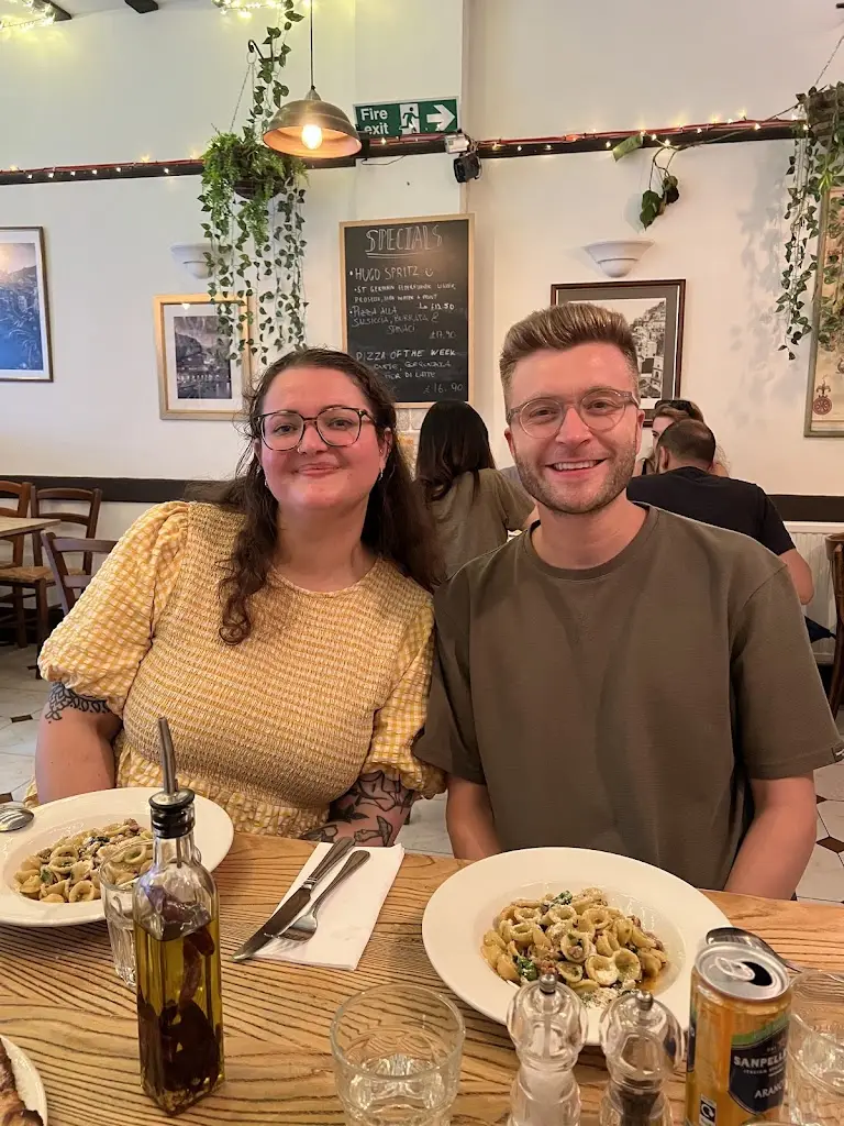 Oliver Humphries_Positano_Surbiton_review