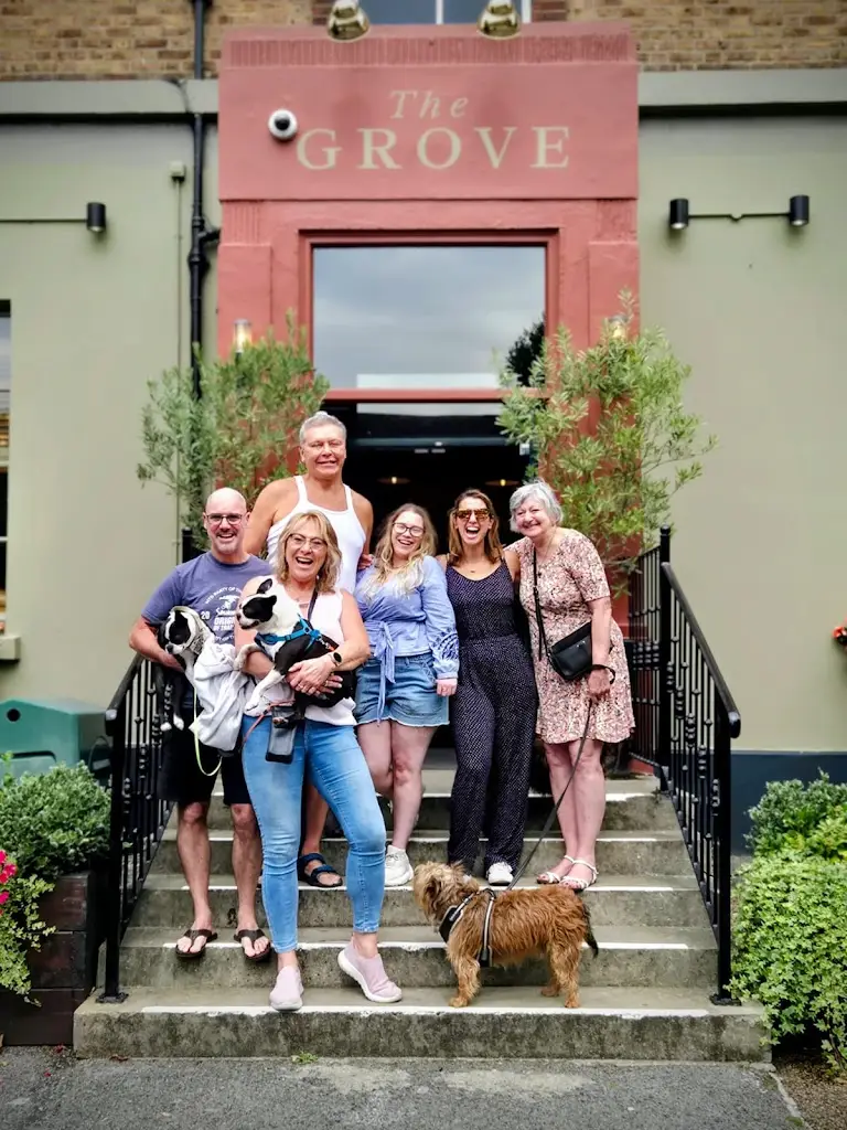 Wayne Bruyns_The Grove_Surbiton_review