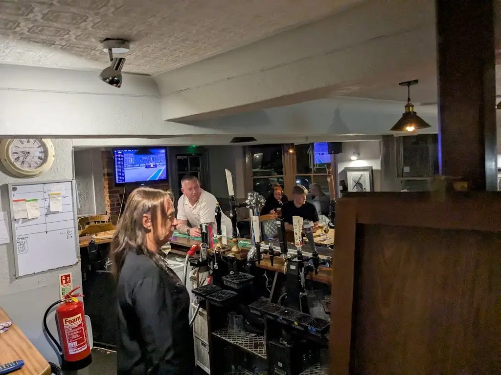 Sacha Mélamédoff_Four Ashes_Takeley_review