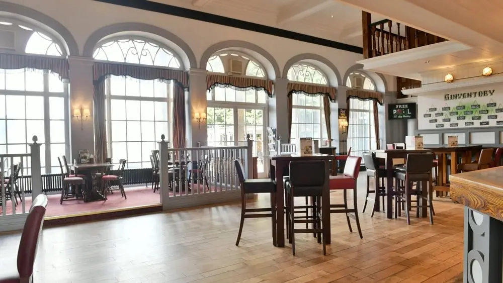 Overstone Manor_Sywell_slider_image_1