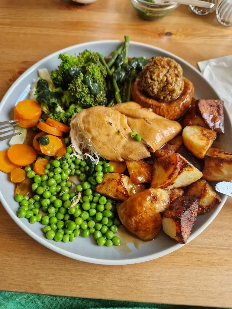 Kerry Symo_The Sun_Swanscombe_review