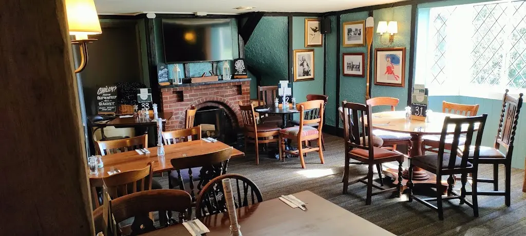 Old Ferry Boat_Swavesey_slider_image_2