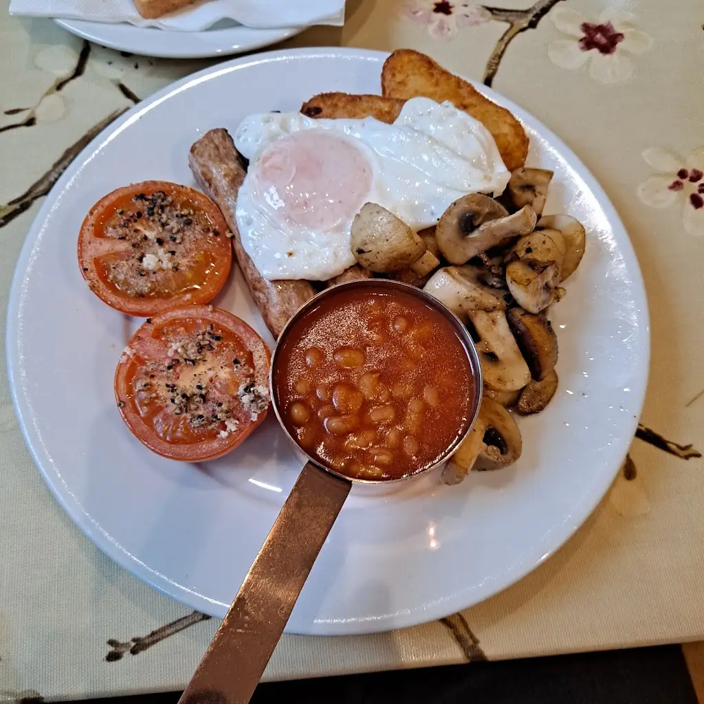 Bill Pearson_The Highlands Cafe & Restaurant_Tansley_review