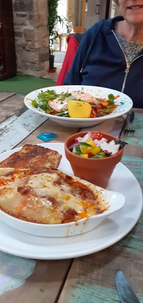 The Highlands Cafe & Restaurant_Tansley_slider_image_3