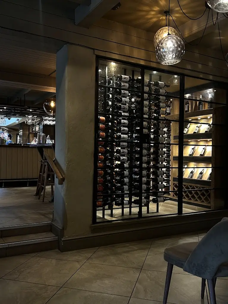 The Four Oaks_Sutton Coldfield_slider_image_3