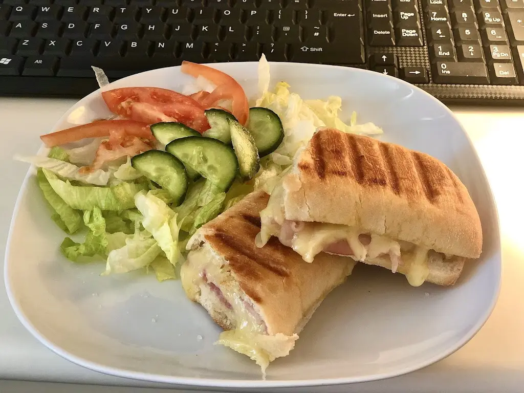 Vee_Tip Top Cafe_Swanley_review