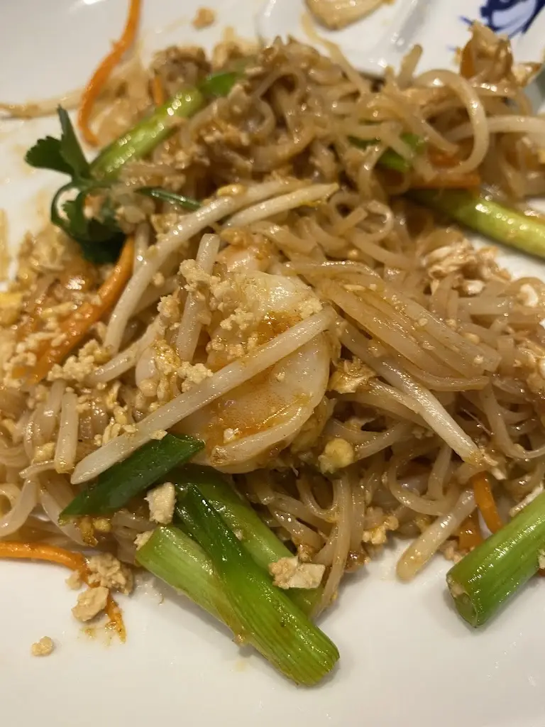 Menu_Thai Emperor Restaurant & Takeaway_Swanley_image_5