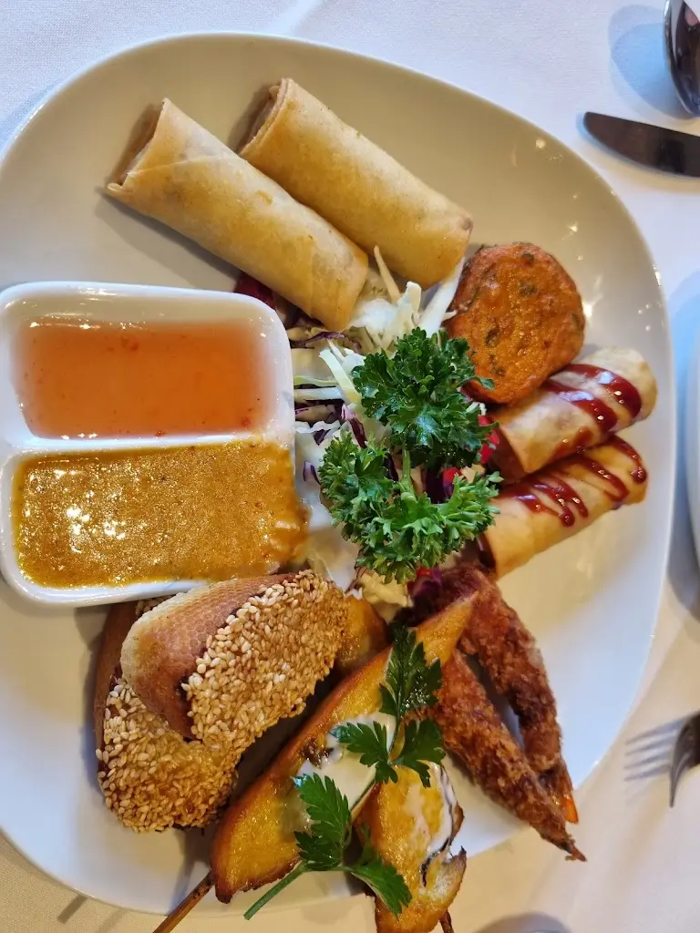 Menu_Thai Emperor Restaurant & Takeaway_Swanley_image_7