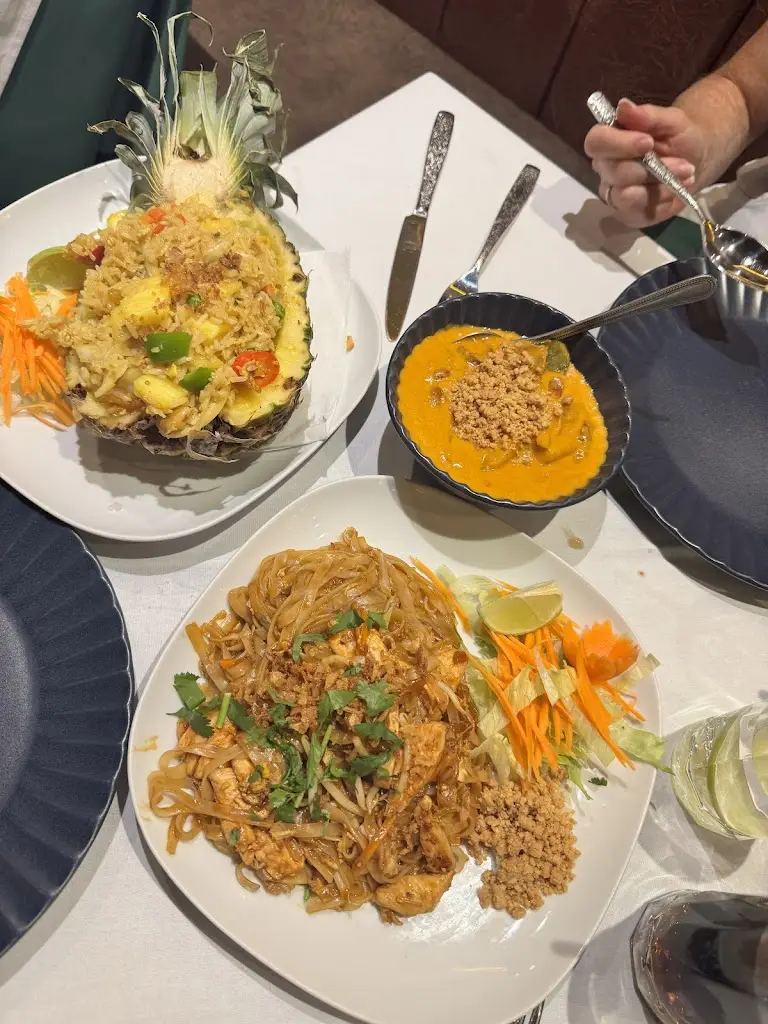 Shannon Felton_Thai Emperor Restaurant & Takeaway_Swanley_review