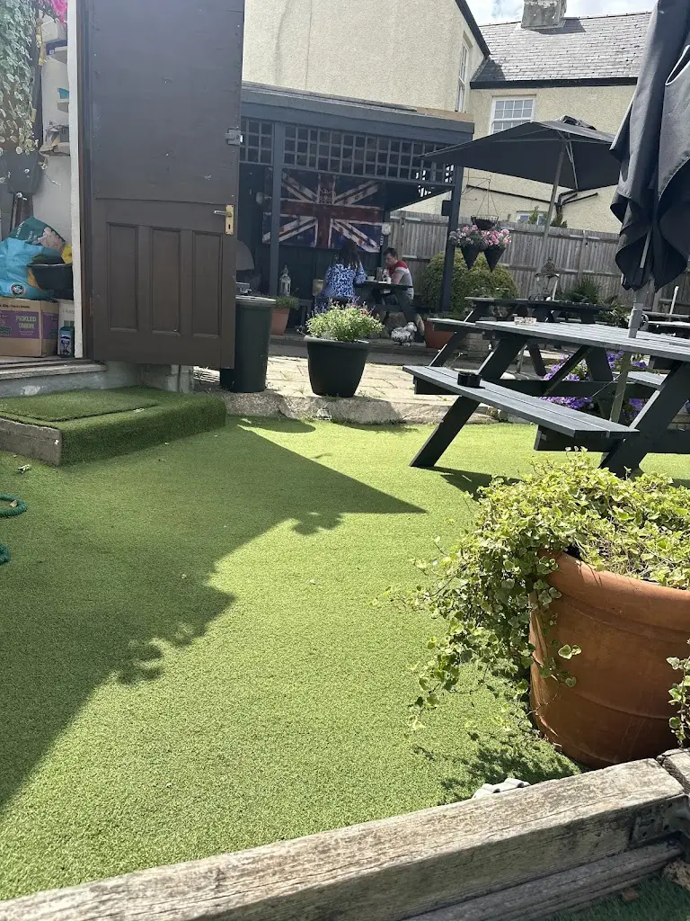 Annie Poole_Lamb Inn_Swanley_review