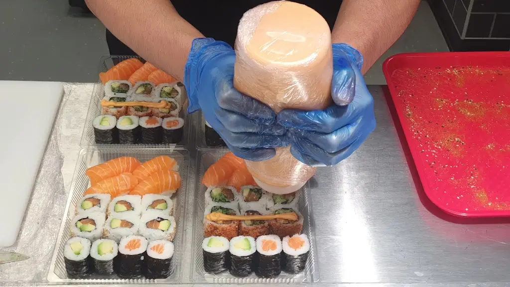 Home kitchen in UK_Sushi Daily Swanley_Swanley_review