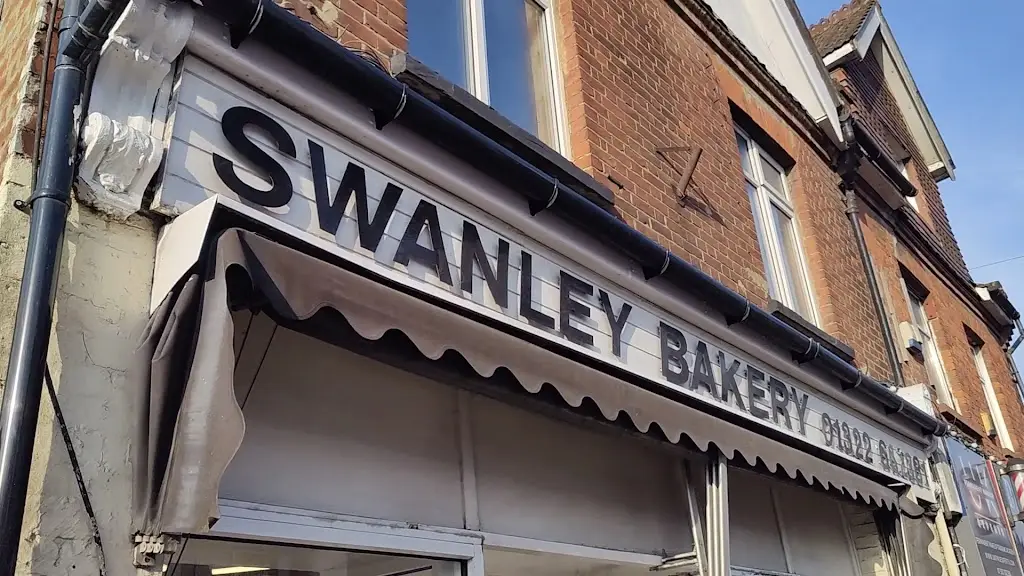 Bunmi Hazzan_Swanley Bakery_Swanley_review
