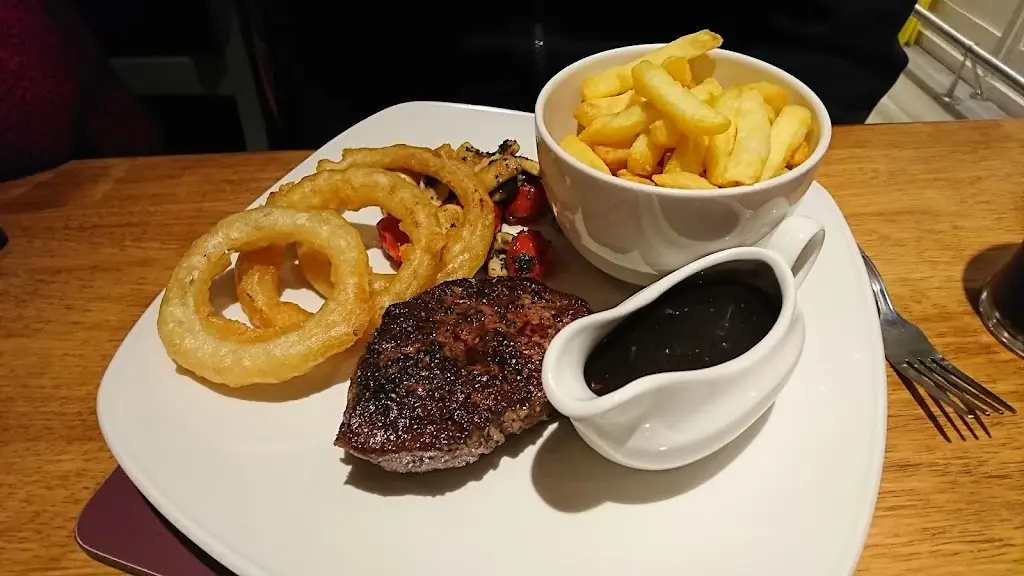 The Alford Bistro_Alford_slider_image_3