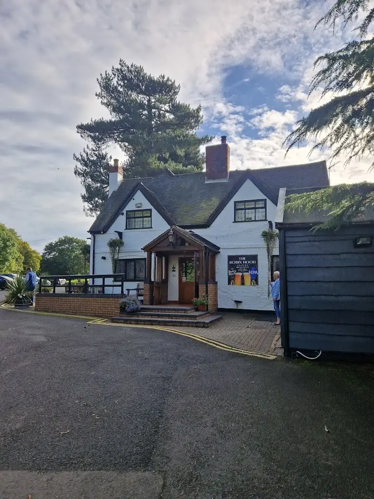 Robin Hood Inn_Belbroughton_slider_image_3